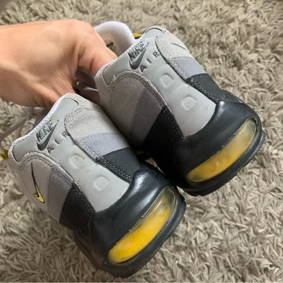 Nike | air max size 9.5 - Picture 2 of 7